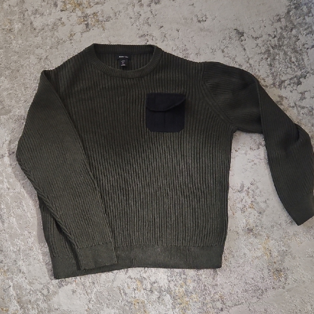 Men's Dark Green Crewneck Sweater with Black Pocket